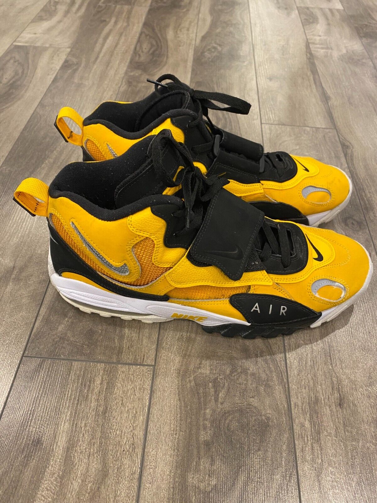 Nike Air Max Speed Turf Steelers Shoes Size 13 Yellow Sneakers BV1165-700