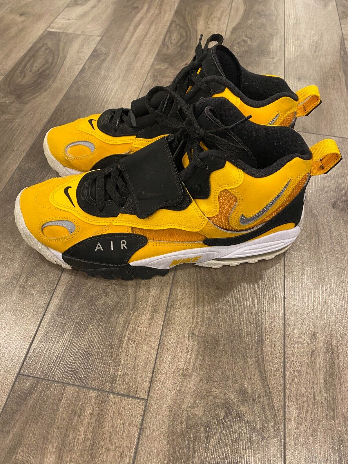 Nike Air Max Speed Turf Steelers Shoes Size 13 Yellow Sneakers BV1165-700
