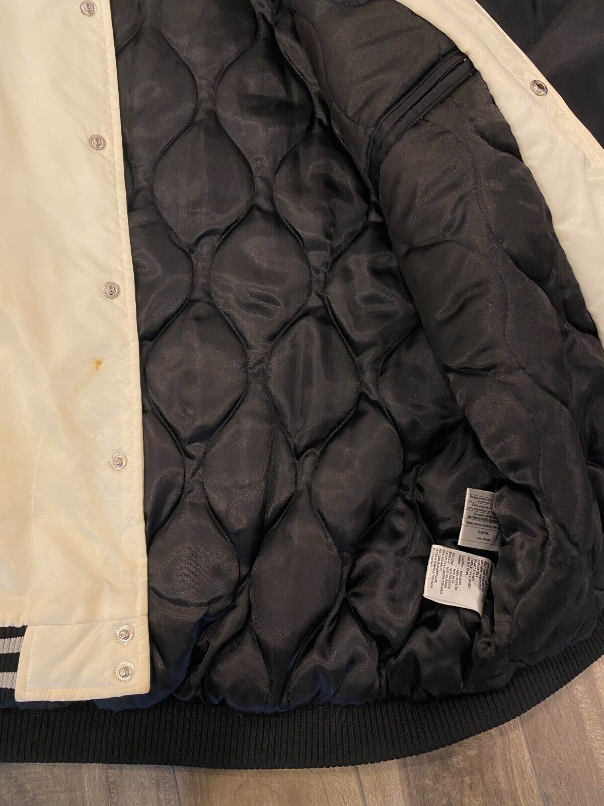 Vintage Oakland Raiders Jacket Mens Large White Satin Bomber NFL Reebok
