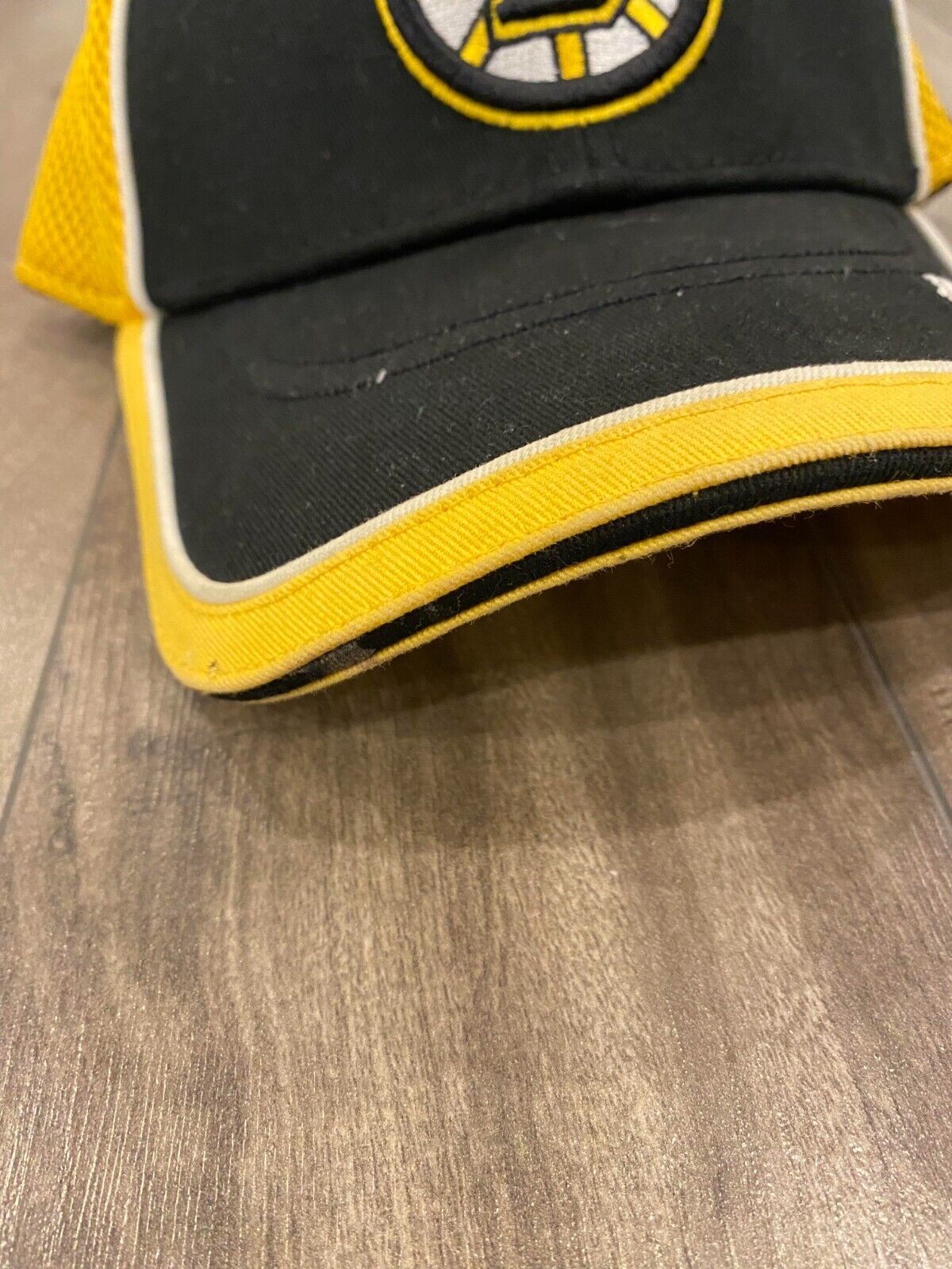 Boston Bruins Hat Cap Fitted Mens Small/Medium Black Yellow Stretch New Era NHL