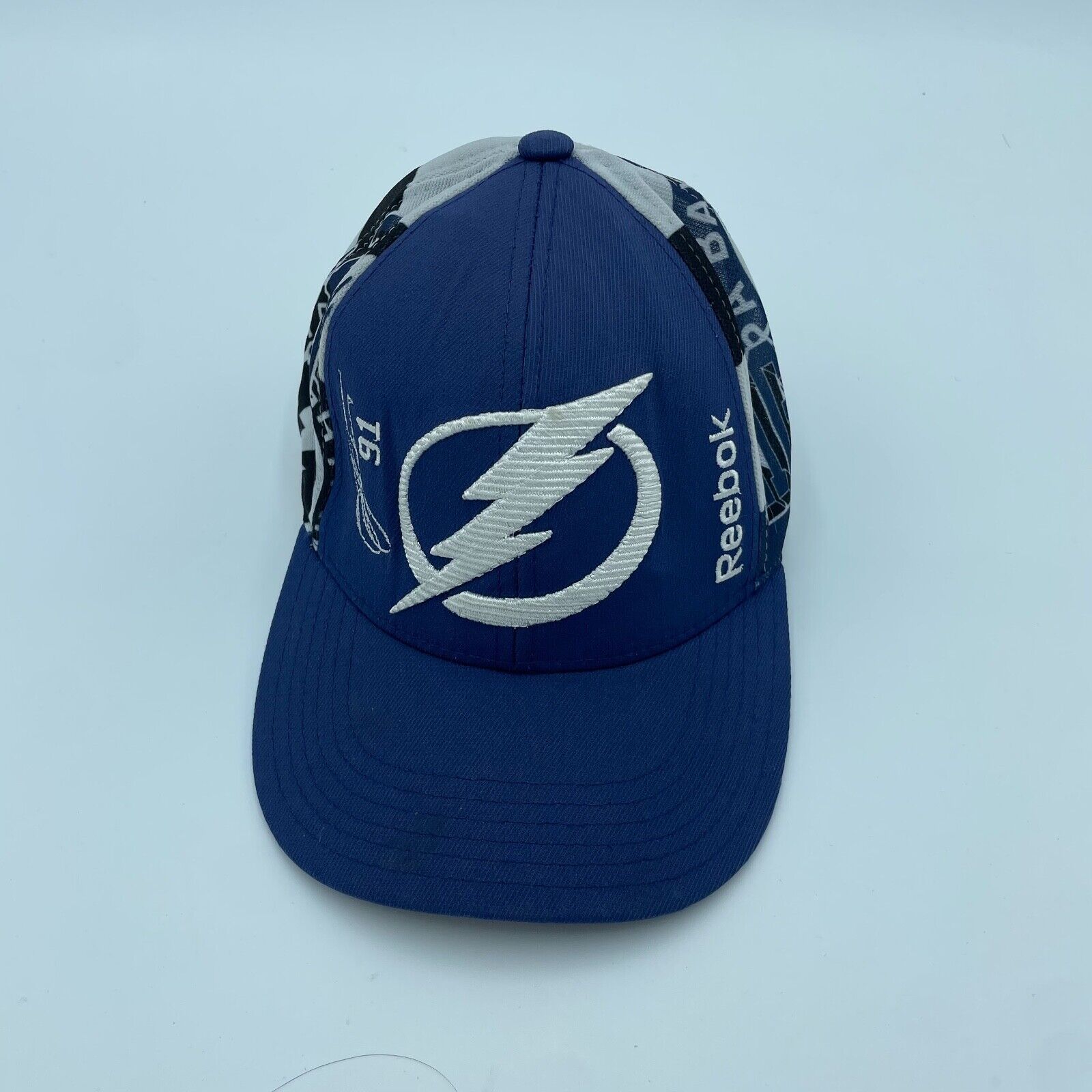Youth Tampa Bay Lighting Cap Reebok Center NHL Snapback