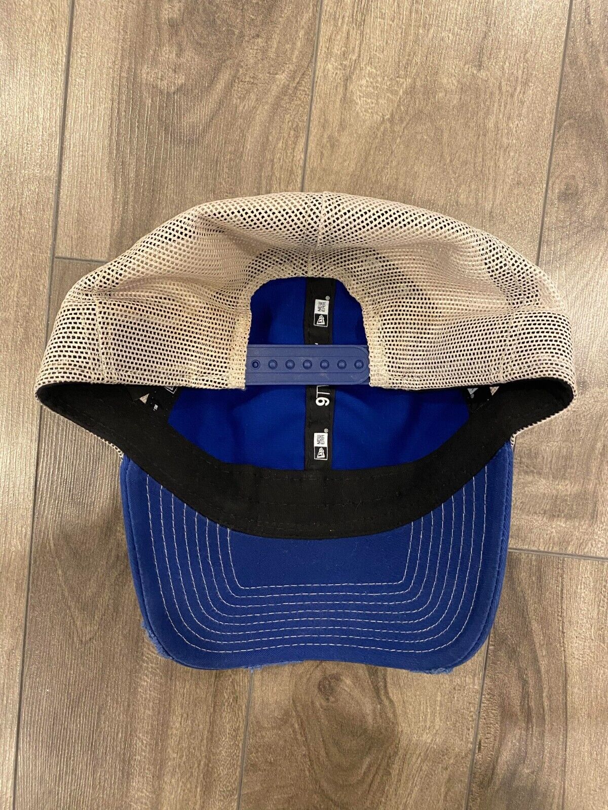 Toronto Blue Jays Hat Cap Snapback Blue Trucker New Era 9Twenty MLB Distressed