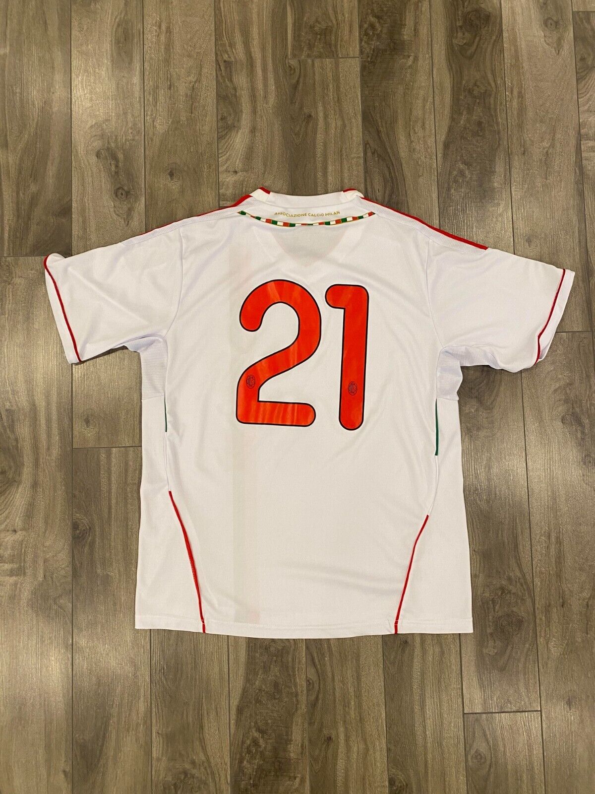 AC Milan Jersey Fits Mens Large White Away #11 2011/12 Soccer Football Futbol