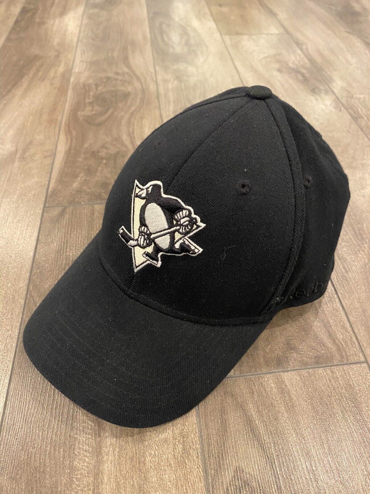 Pittsburgh Penguins Hat Cap Fitted Mens Large/Extra Large Black Reebok NHL #87
